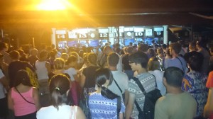 Angkor Wat'a gün-doğumu öncesi bilet kuyruğu